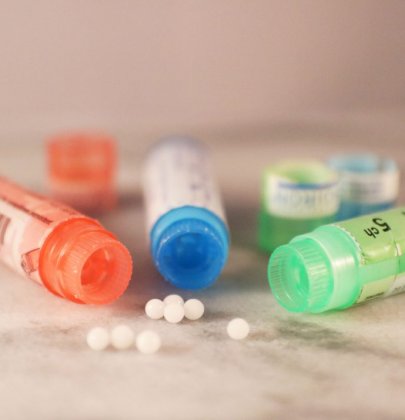 Homéopathie – Les 10 indispensables de votre armoire à Pharmacie