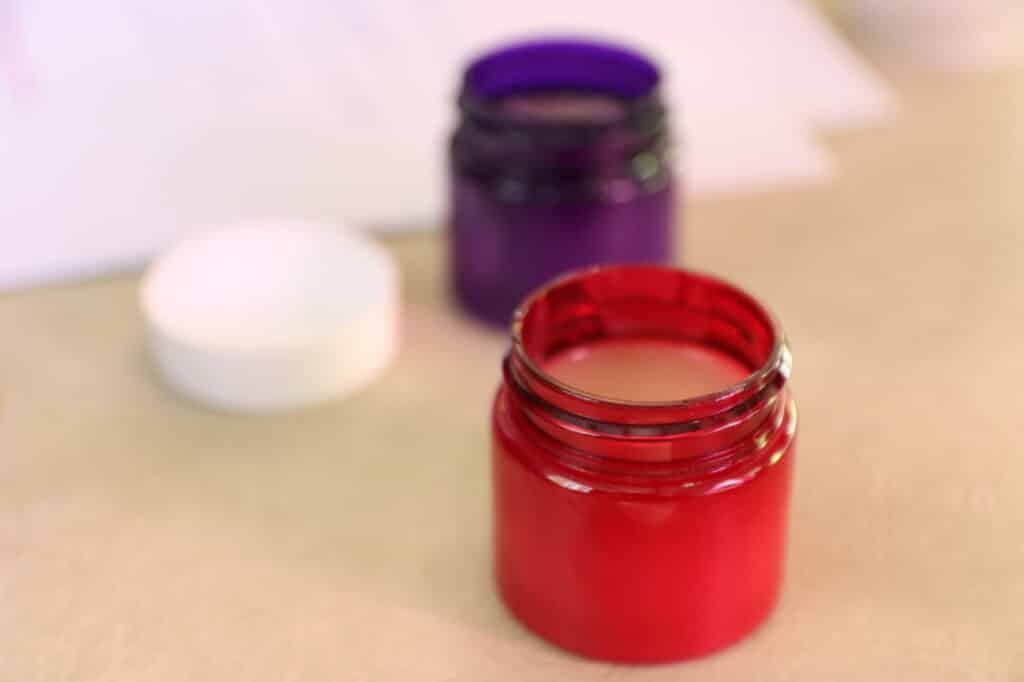 Pots de cosmétiques maison réalisés lors de l’atelier DIY