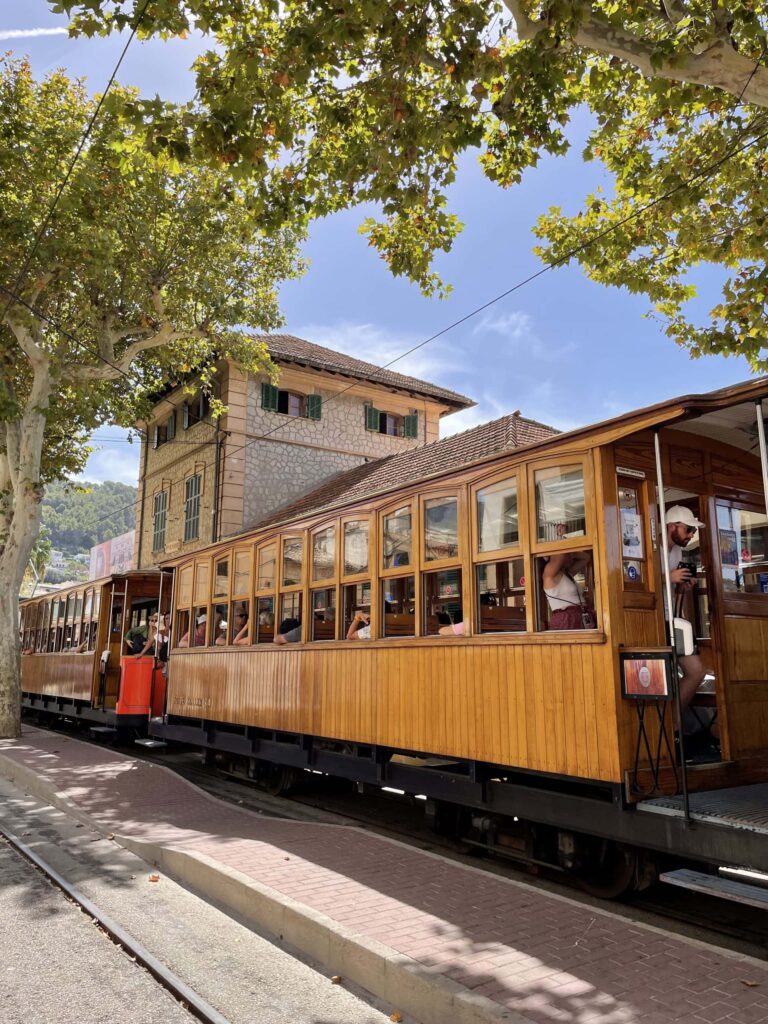 Le tramway en bois de Sóller, à Majorque